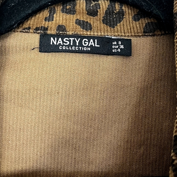 Nasty Gal Leopard Print Corduroy Shacket Cropped Jacket Brown Casual Animal - Picture 5 of 10